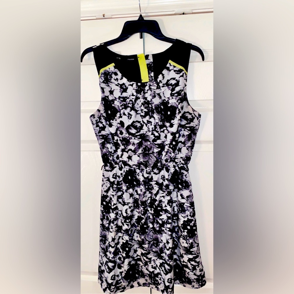 Beautiful Black and Yellow Accented Formal Midi Dress